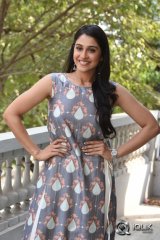 Regina Cassandra Interview About Shaurya